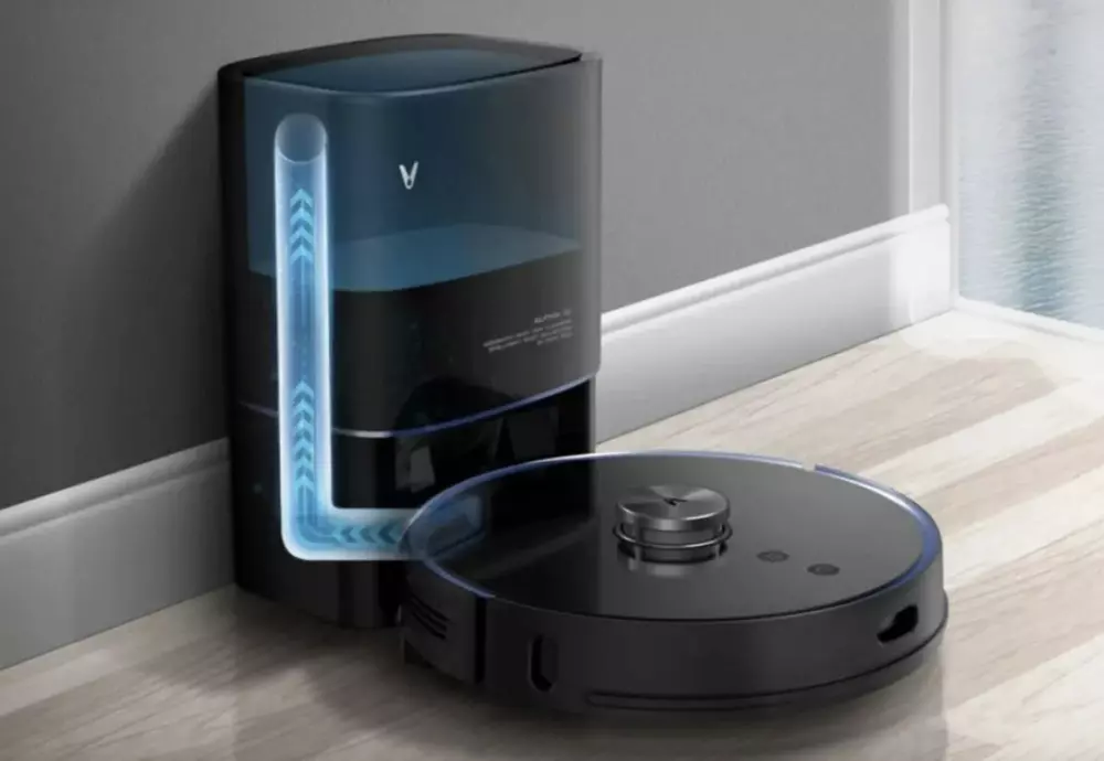 vacuum cleaning robot